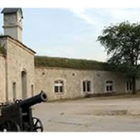 Romantikus Házikó A Dunánál Nyaraló
